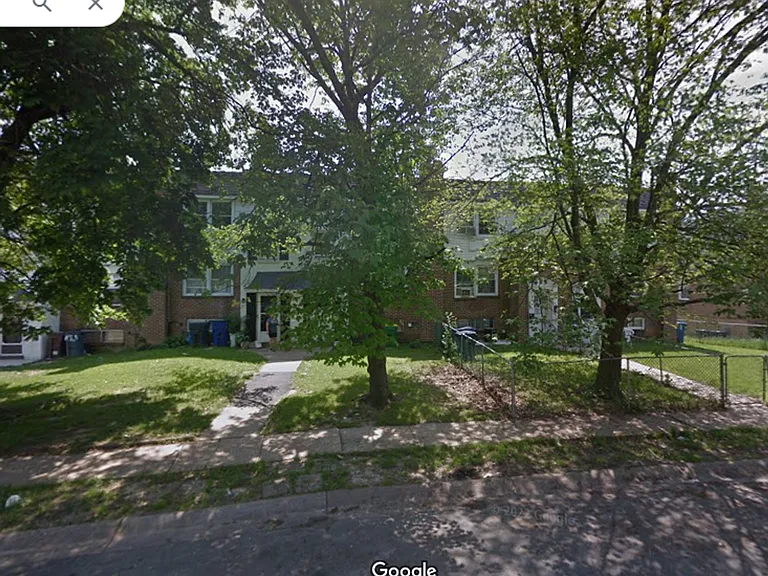 419 Homestead Rd — Photo 1