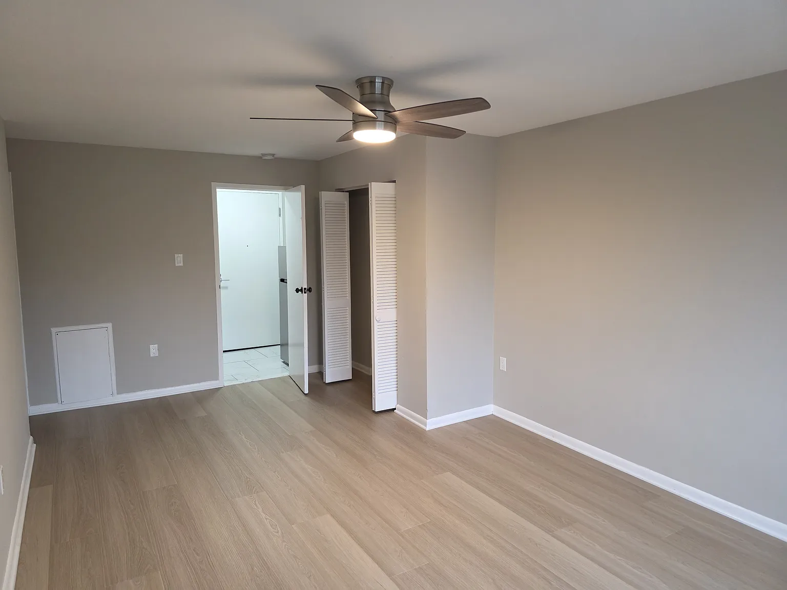 Studio, 315 sqft, $1,500 — Photo 4