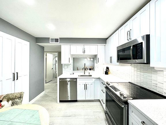 2nd image of 15401 Pembridge Avenue #11