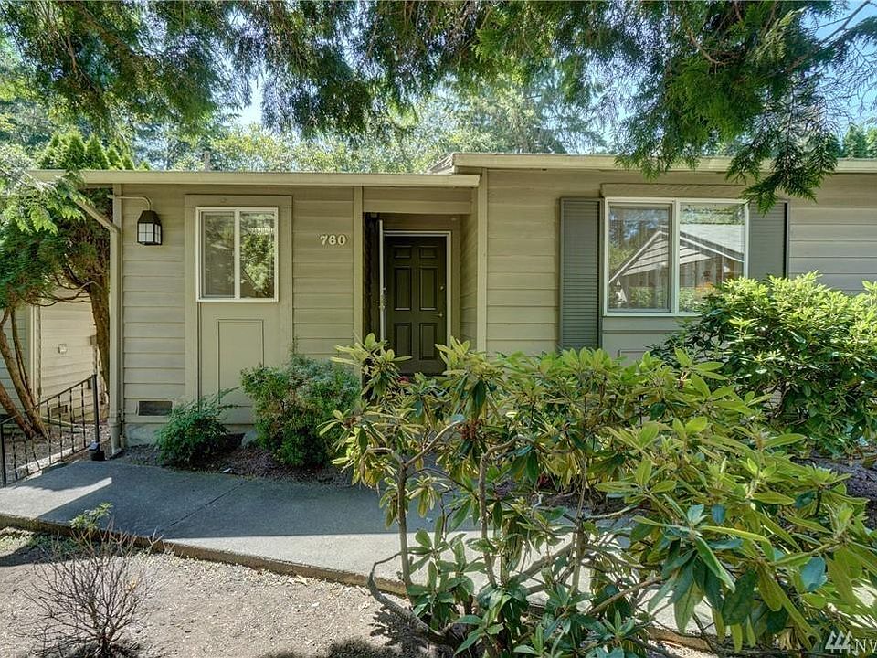 1st image of 760 126th Ave NE #116