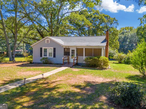 157 Westwood Rd, Commerce, GA 30529