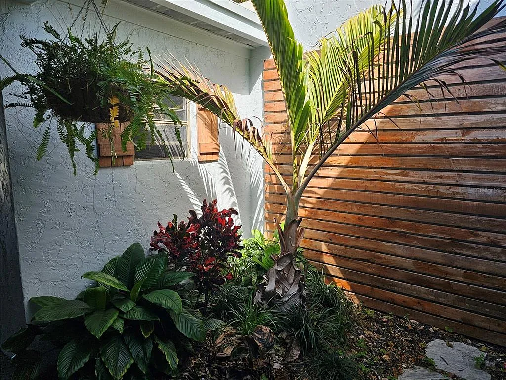 2 bed, 2.0 bath, 1116 sqft, $3,200 — Photo 4