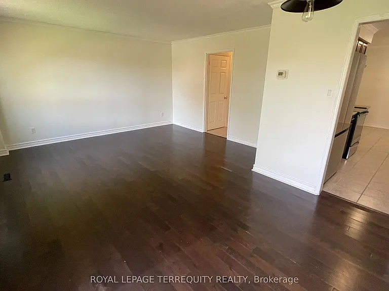 3151 Bracknell Cres — Photo 14