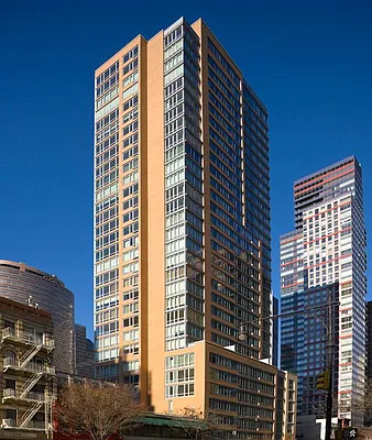 Rented by Keller Williams NYC | media 31