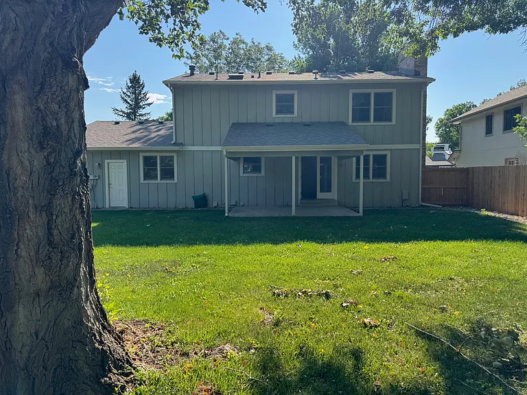 3201 Lochwood Dr — Photo 31