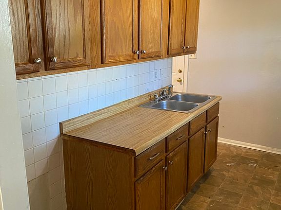 5th image of 5778 E 30th St