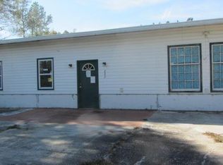 237 Henry Rd, Hemingway, SC 29554