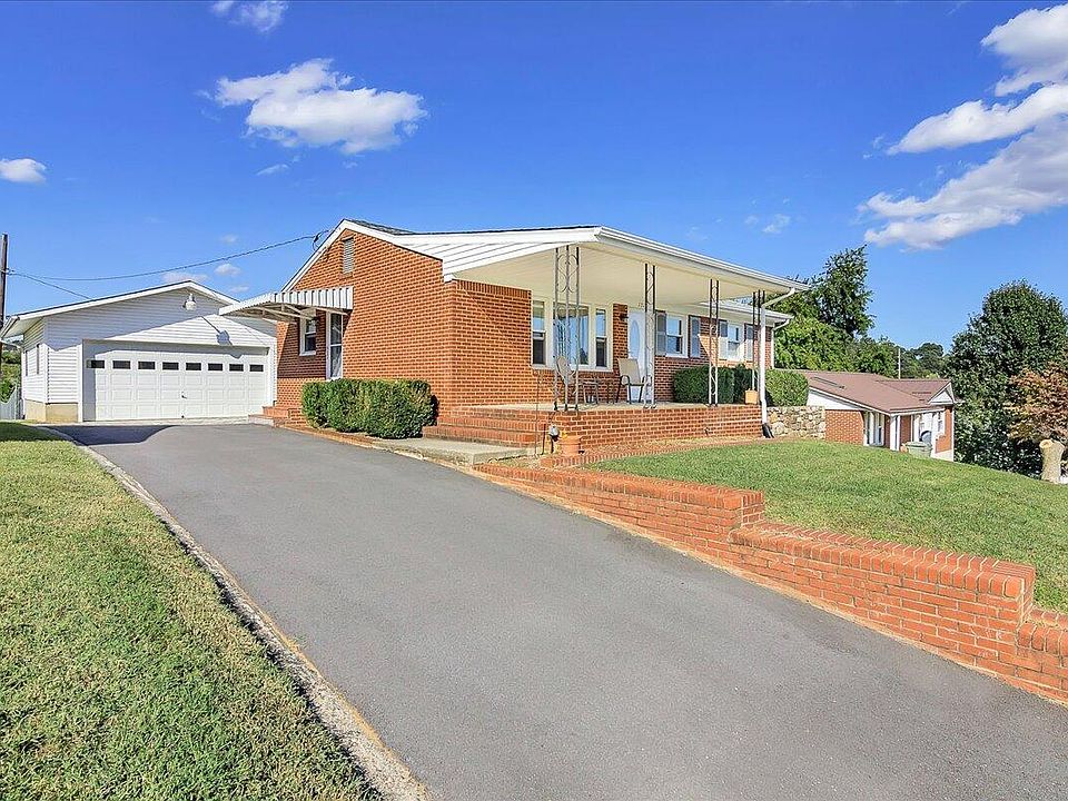 1st image of 1319 Slemp St