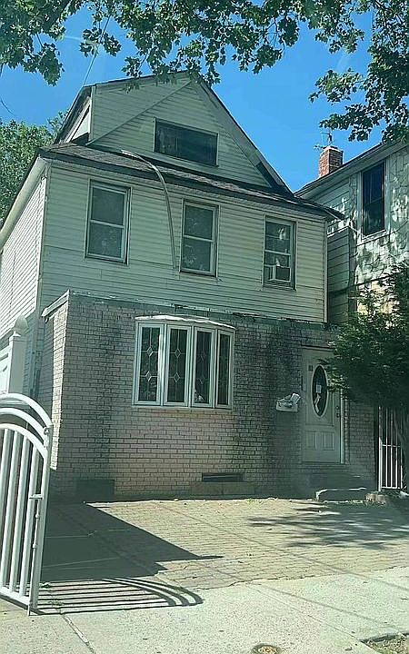 1st image of 11129 41st Ave