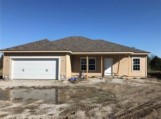 215 S Dalton Dr, Lone Jack, MO 64070