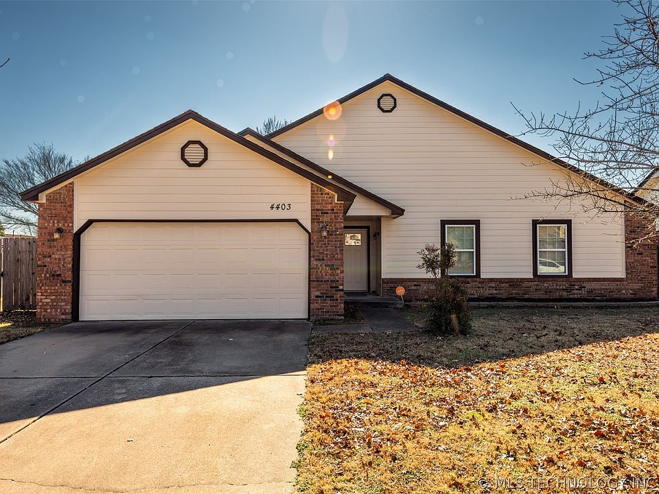 1st image of 4403 W Madison Pl