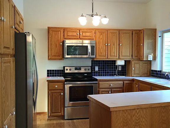 5th image of 5240 111th Ave NE