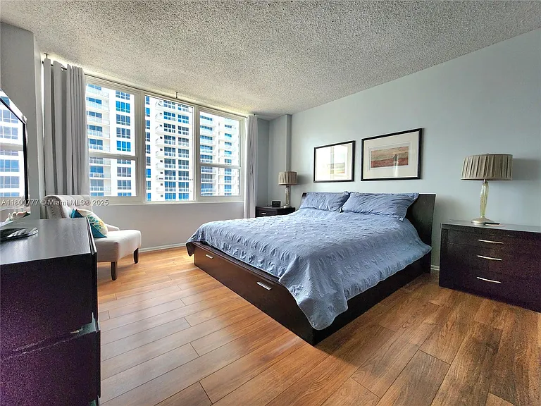 3505 S Ocean Dr #815 — Photo 14