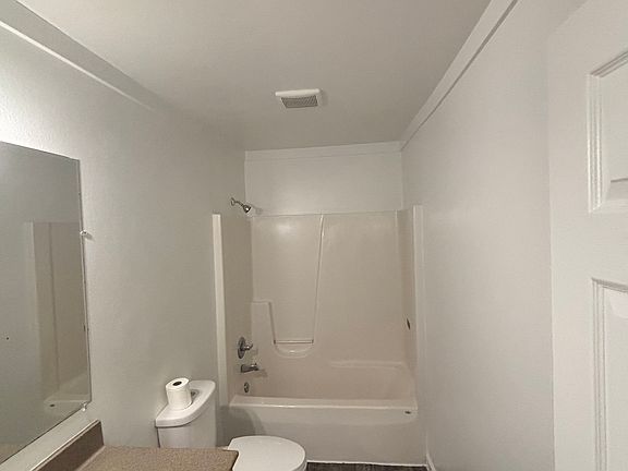 4th image of 340 Tedmark Ct