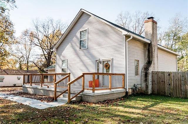 2nd image of 543 Valley View Dr