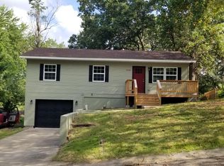 304 Evelyn Pl, Neosho, MO 64850