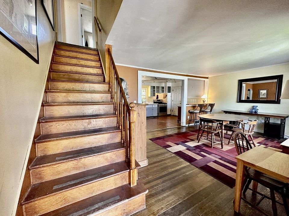 47 McIntosh Avenue, S Burlington, VT 05403 Zillow