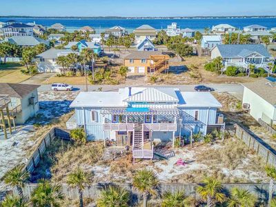1112 Maldonado Dr, Pensacola Beach, FL, 32561