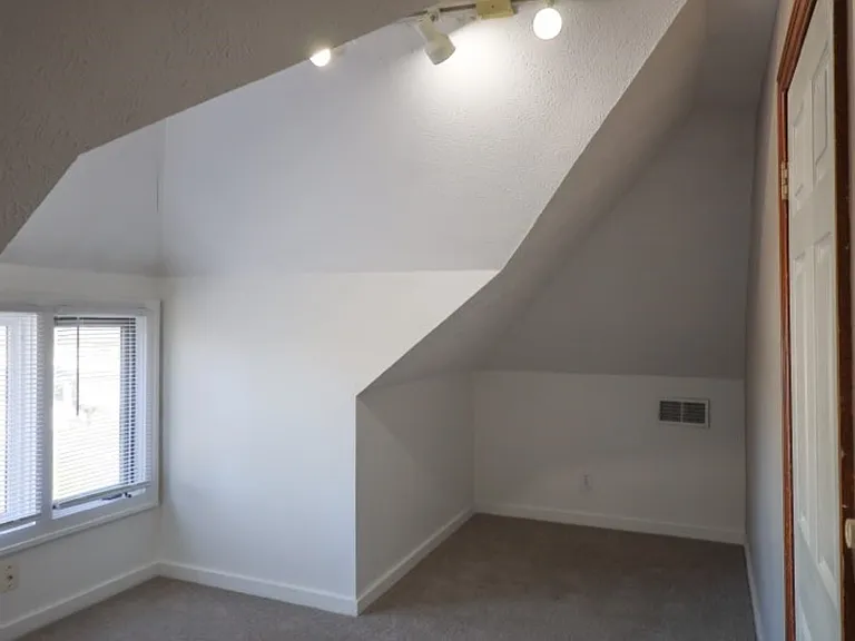 4909 California St #3 — Photo 7