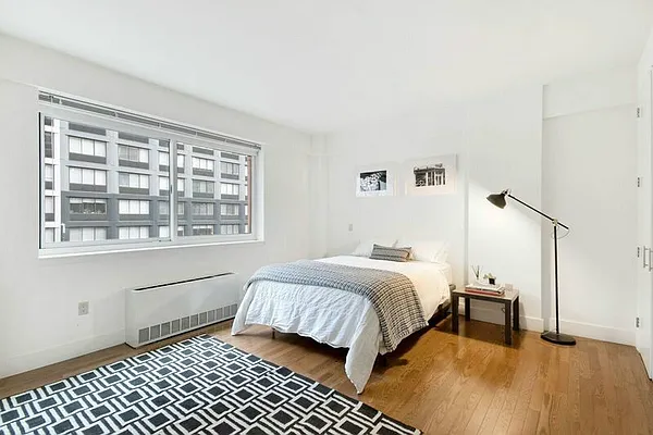 Sold by Level Group | media 5