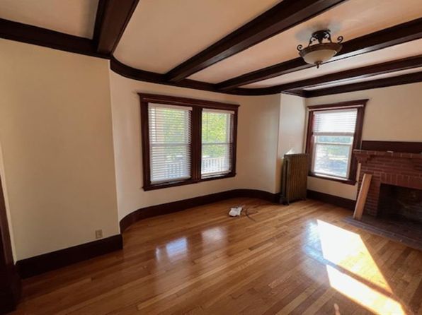 86 Powder House Blvd #1