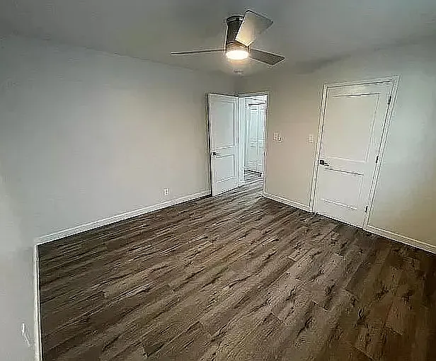 2301 H St #6 — Photo 3