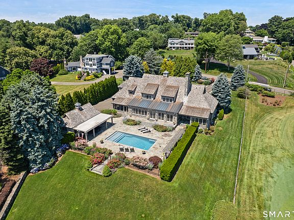 4th image of 95 Old Saugatuck Road