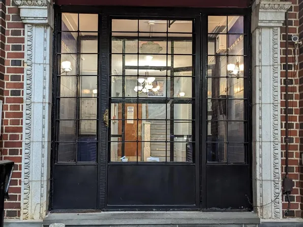 7411 Boulevard East image 1 of 8