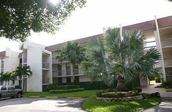 4th image of 8409 Forest Hills Dr APT 306