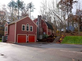 10 Ponemah Hill Rd, Amherst, NH 03031