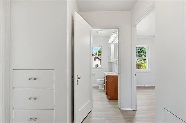 4118 N Howard St — Photo 5