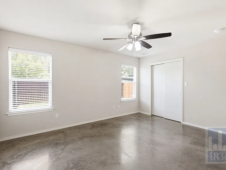 4508 Felicity Ln — Photo 14