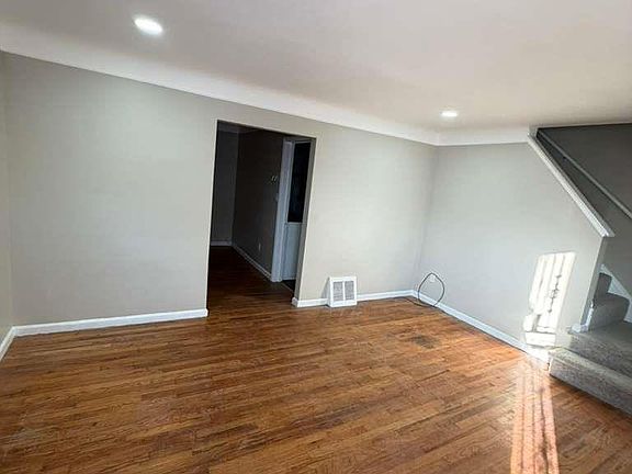 3rd image of 11429 Greiner St