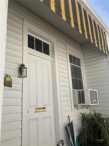 1st image of 932 Aline St