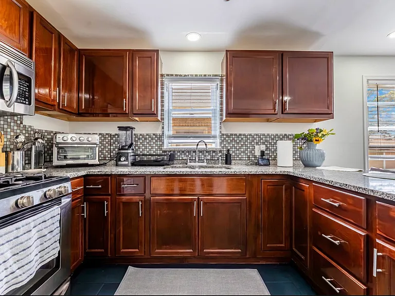 3838 Ridgeland Ave #1 — Photo 8