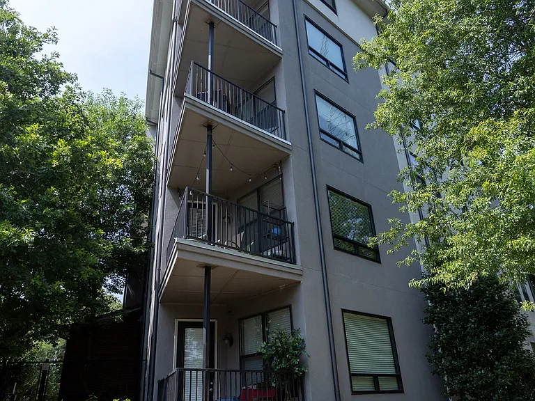Walton Westside — Photo 66