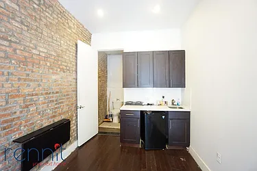 Rented by Rennit Inc.