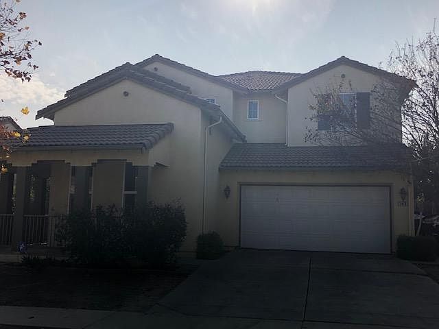 1st image of 1418 Wood Creek Dr