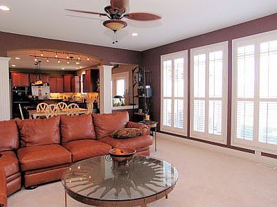 Spacious Great Rm