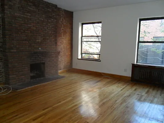 Rented by CitySites Real Estate Group | media 17