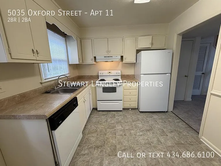 5035 Oxford St #11 — Photo 12