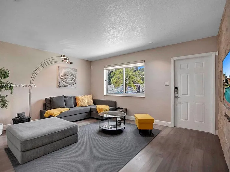 1773 SW 28th Way #HOME — Photo 6