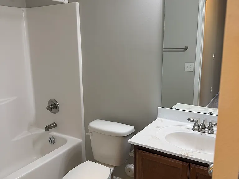 161 Bur Oak Dr — Photo 5