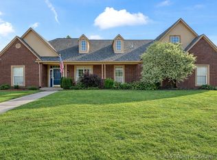 3103 Callaway Dr, Claremore, OK 74019
