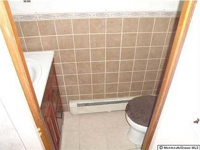 5th image of 14 Bellflower Ct