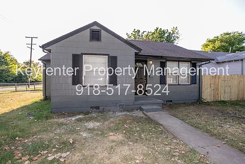 1502 N Columbia Ave Photo 1