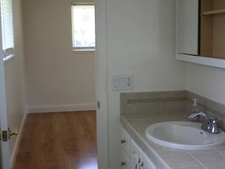 3610 Cerrito St — Photo 27