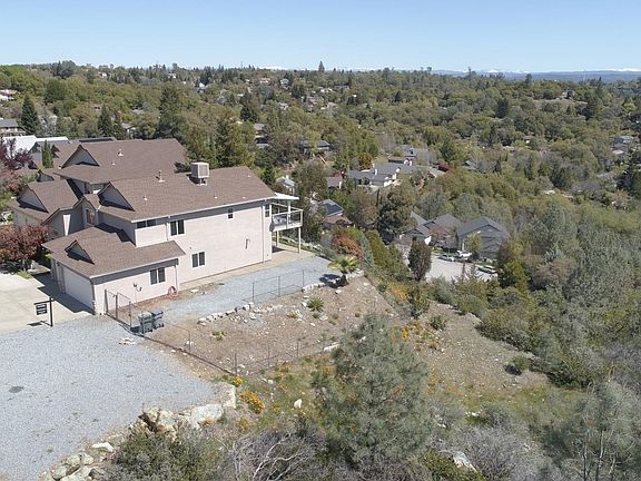 4th image of 12381 Westwood Dr
