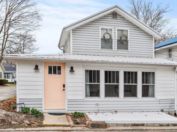 752 E Park St, Syracuse, IN 46567
