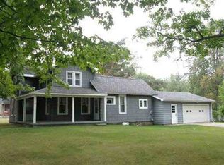 204 S Commercial St, Chesaning, MI 48616